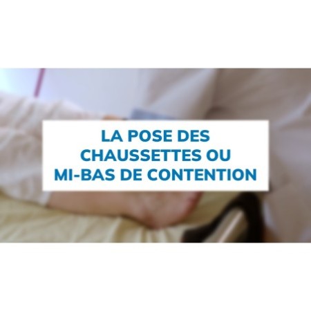 La pose de chaussettes ou mi-bas de contention