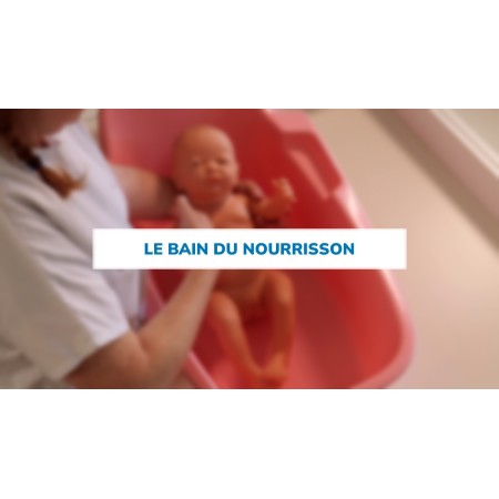 Le bain du nourrisson